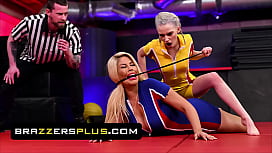 (Bridgette B) Takes Charge Teaches (Kiara Cole) A Lesson With A Steamy Scissoring Session - Brazzers